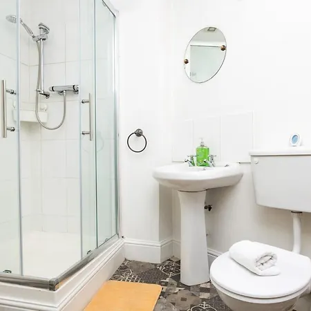 Center 3br Flat -16 Min Bus To Temple Bar